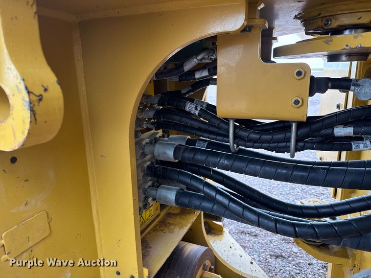 image for item EH0264 2021 Caterpillar 815 HRC soil compactor