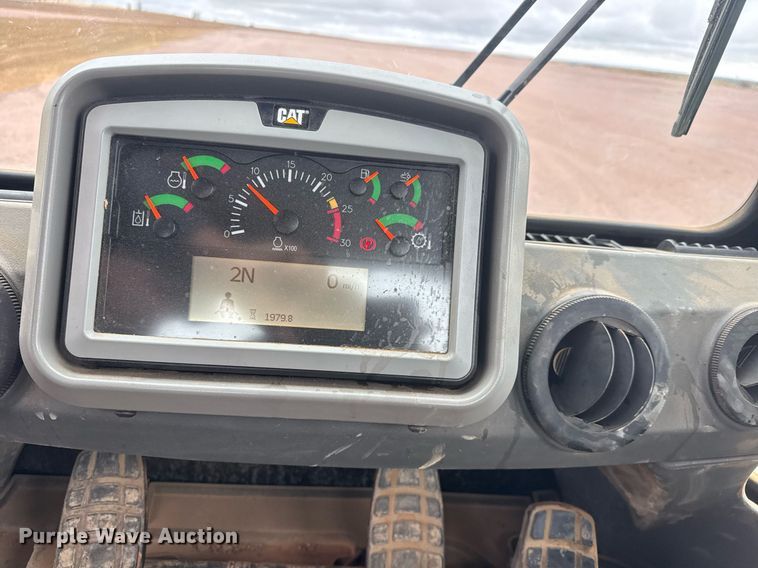 image for item EH0264 2021 Caterpillar 815 HRC soil compactor