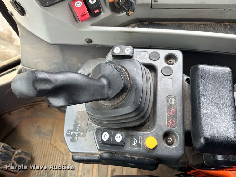 image for item EH0264 2021 Caterpillar 815 HRC soil compactor