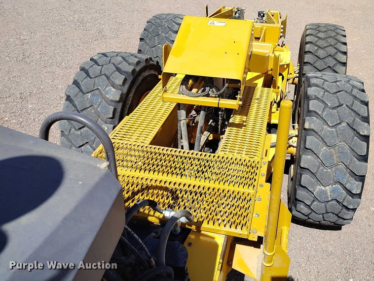 image for item EH0265 2018 Volvo A25G articulated scraper truck