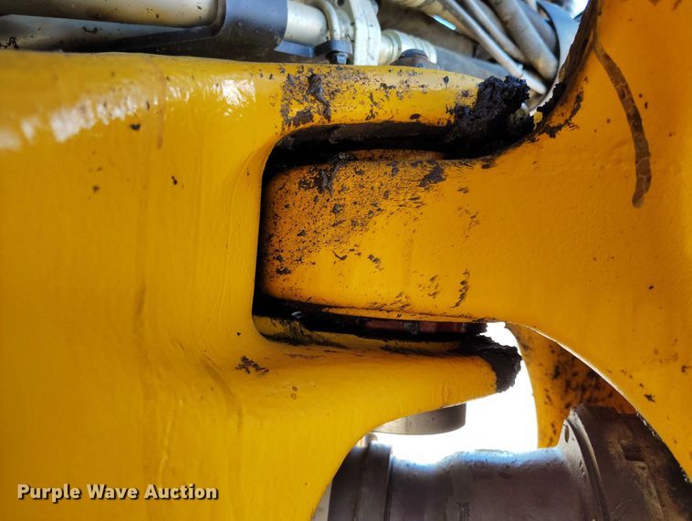 image for item EH0265 2018 Volvo A25G articulated scraper truck