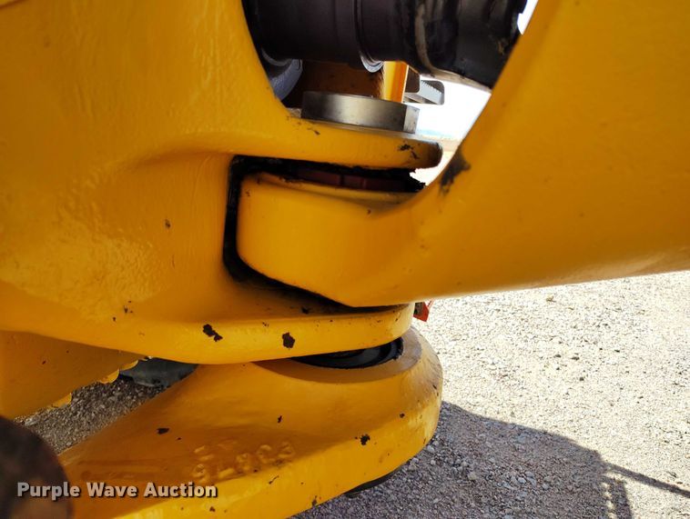 image for item EH0265 2018 Volvo A25G articulated scraper truck