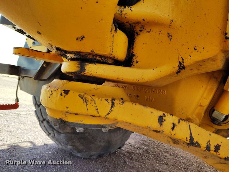 image for item EH0265 2018 Volvo A25G articulated scraper truck