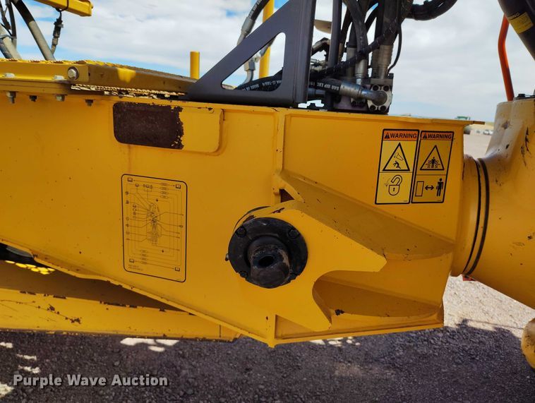 image for item EH0265 2018 Volvo A25G articulated scraper truck