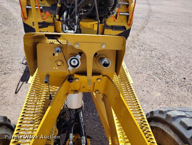 image for item EH0265 2018 Volvo A25G articulated scraper truck