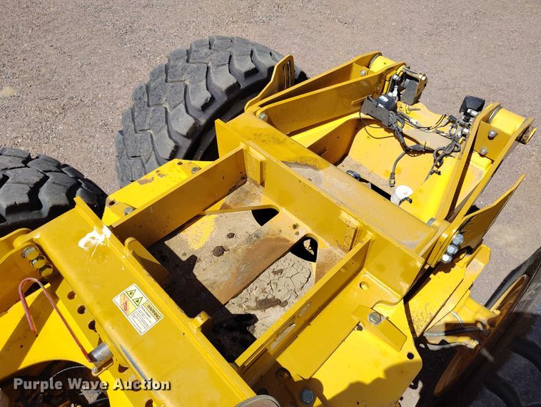 image for item EH0265 2018 Volvo A25G articulated scraper truck