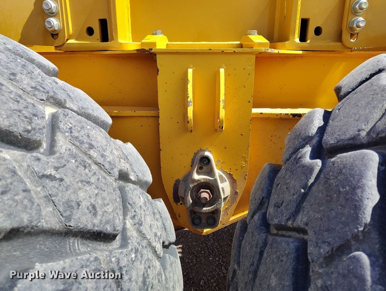 image for item EH0265 2018 Volvo A25G articulated scraper truck