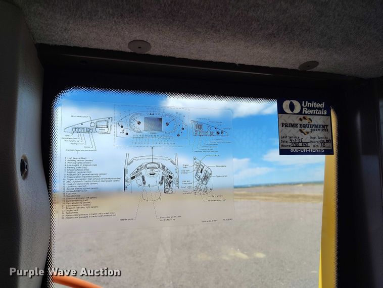 image for item EH0265 2018 Volvo A25G articulated scraper truck