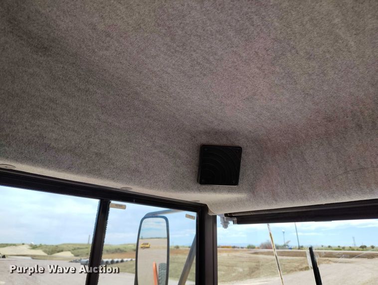 image for item EH0265 2018 Volvo A25G articulated scraper truck