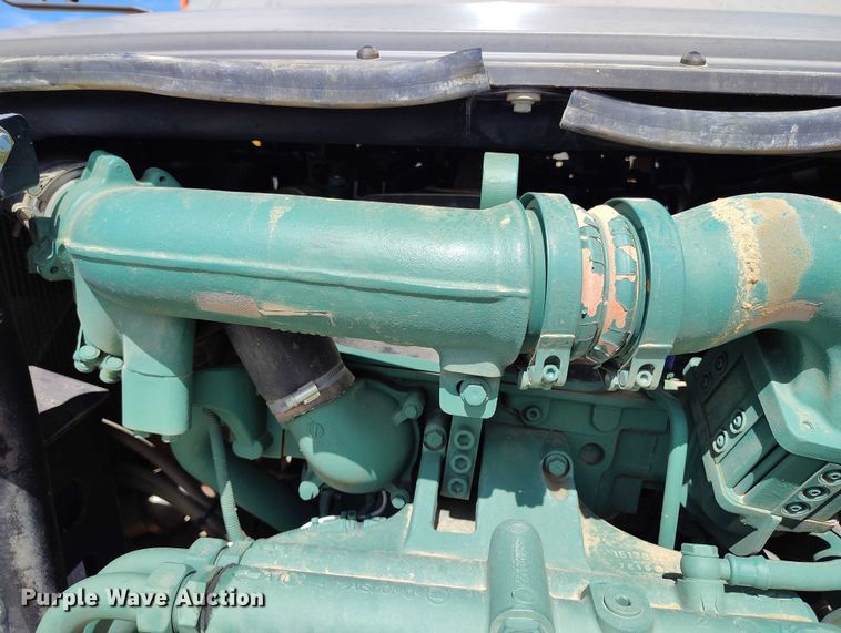 image for item EH0265 2018 Volvo A25G articulated scraper truck