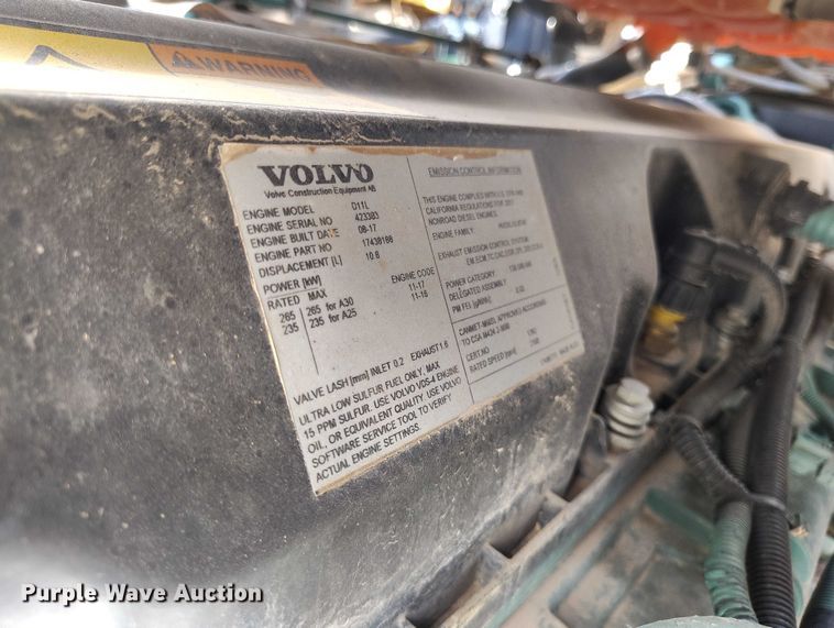 image for item EH0265 2018 Volvo A25G articulated scraper truck