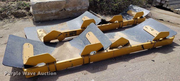 image for item EH0265 2018 Volvo A25G articulated scraper truck