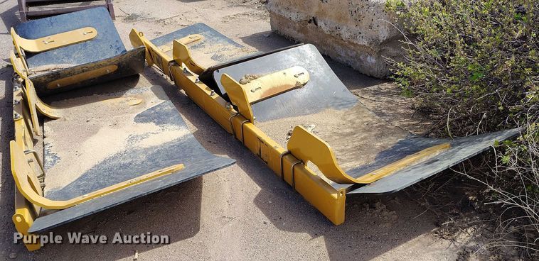 image for item EH0265 2018 Volvo A25G articulated scraper truck
