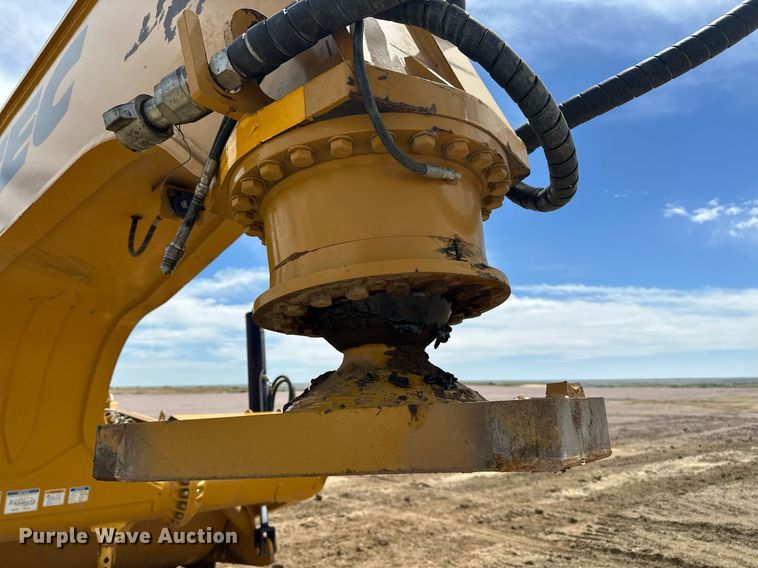 image for item EH0266 2022 K-Tec 1228 scraper