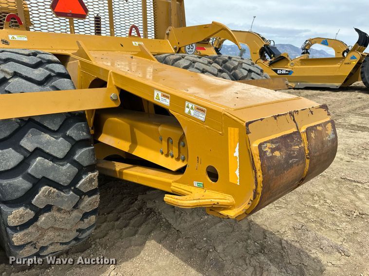 image for item EH0266 2022 K-Tec 1228 scraper