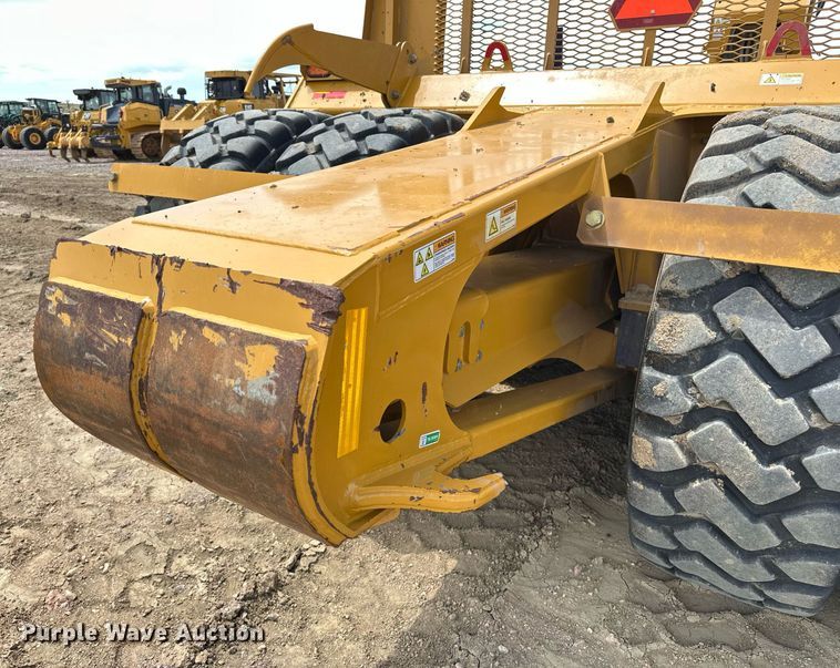 image for item EH0266 2022 K-Tec 1228 scraper