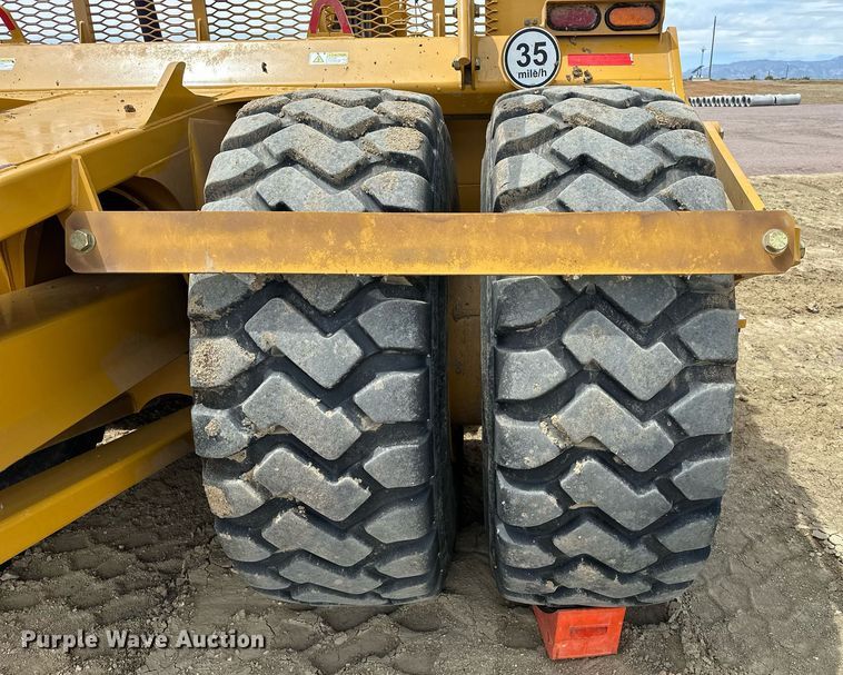 image for item EH0266 2022 K-Tec 1228 scraper