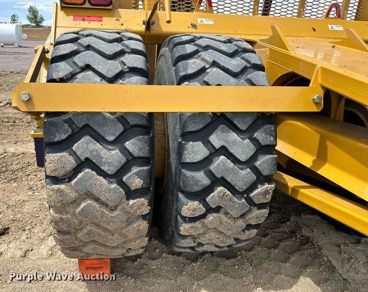 image for item EH0266 2022 K-Tec 1228 scraper