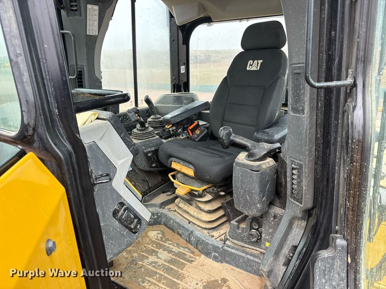 image for item EH0267 2024 Caterpillar D6 LGP dozer