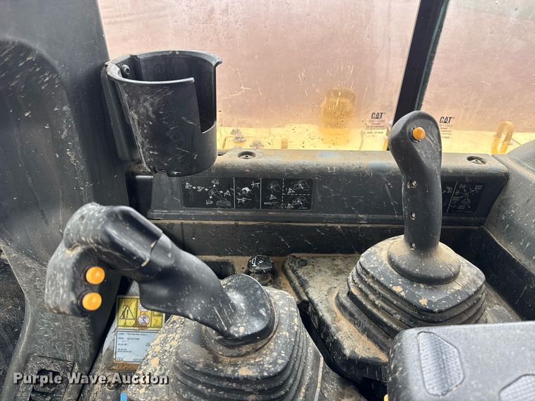 image for item EH0267 2024 Caterpillar D6 LGP dozer