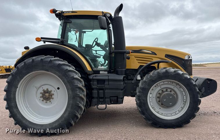image for item EH0268 2016 Challenger MT675E MFWD tractor
