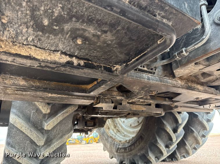 image for item EH0268 2016 Challenger MT675E MFWD tractor