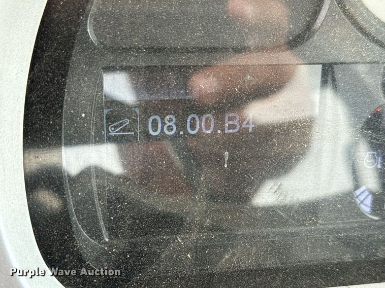 image for item EH0268 2016 Challenger MT675E MFWD tractor