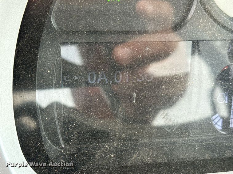 image for item EH0268 2016 Challenger MT675E MFWD tractor