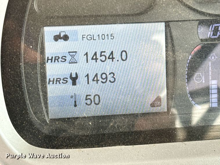 image for item EH0268 2016 Challenger MT675E MFWD tractor