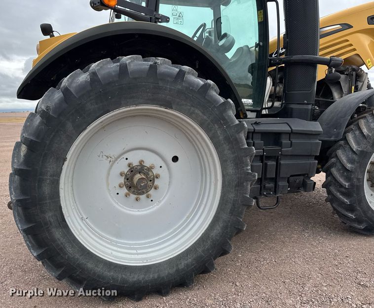 image for item EH0268 2016 Challenger MT675E MFWD tractor