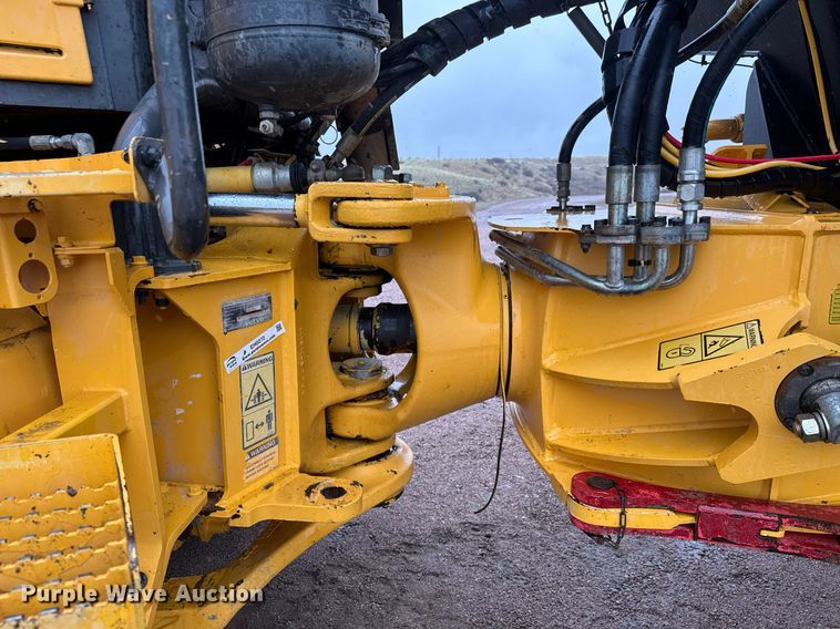 image for item EH0272 2008 Volvo A25E water wagon