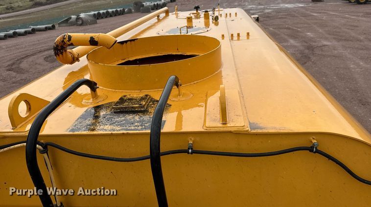 image for item EH0272 2008 Volvo A25E water wagon