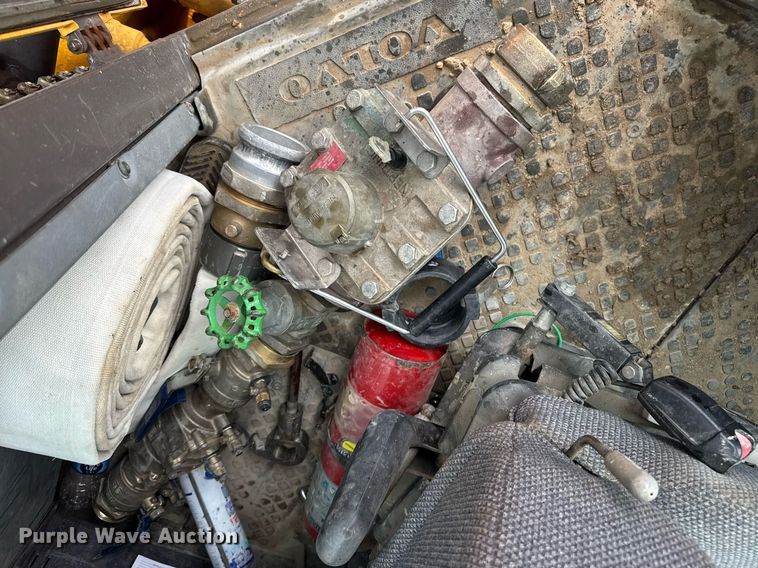 image for item EH0272 2008 Volvo A25E water wagon