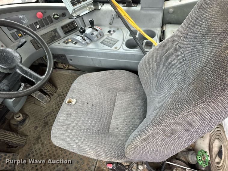 image for item EH0272 2008 Volvo A25E water wagon