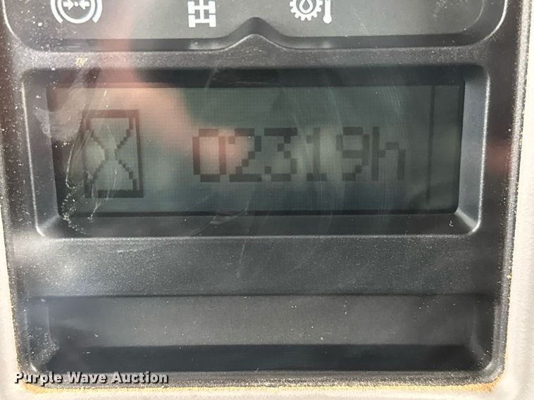 image for item EH0272 2008 Volvo A25E water wagon