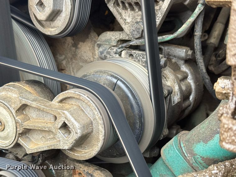 image for item EH0272 2008 Volvo A25E water wagon