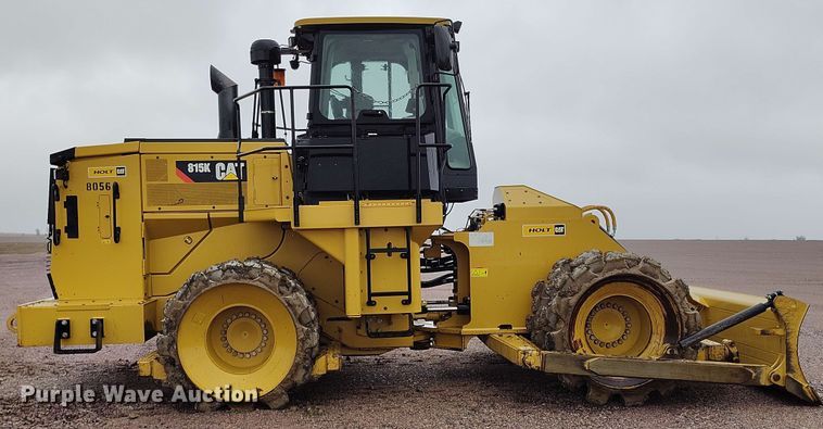 image for item EH0273 2020 Caterpillar 815K soil compactor
