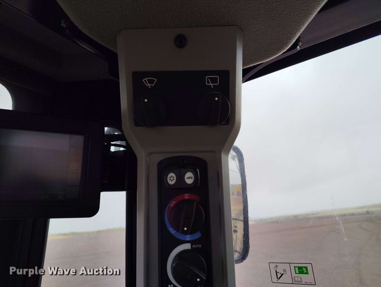 image for item EH0273 2020 Caterpillar 815K soil compactor