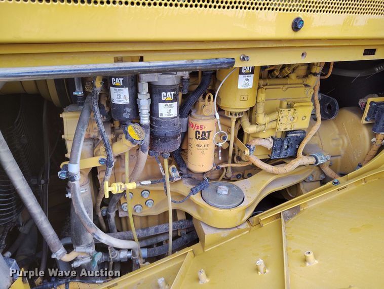 image for item EH0273 2020 Caterpillar 815K soil compactor