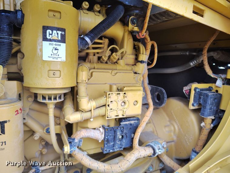 image for item EH0273 2020 Caterpillar 815K soil compactor