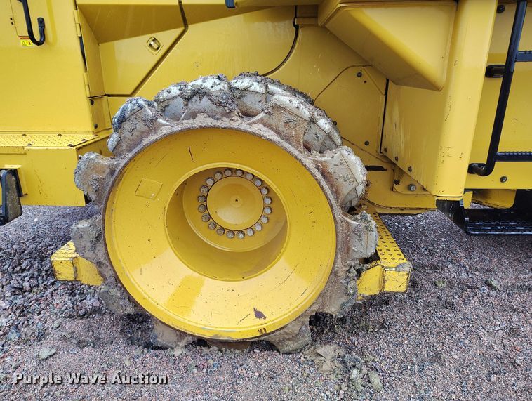 image for item EH0273 2020 Caterpillar 815K soil compactor