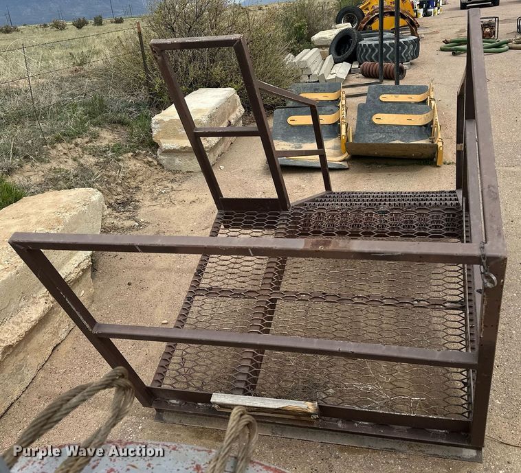 image for item EH0321 Metal stairs