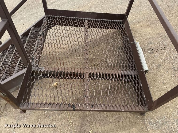 image for item EH0321 Metal stairs