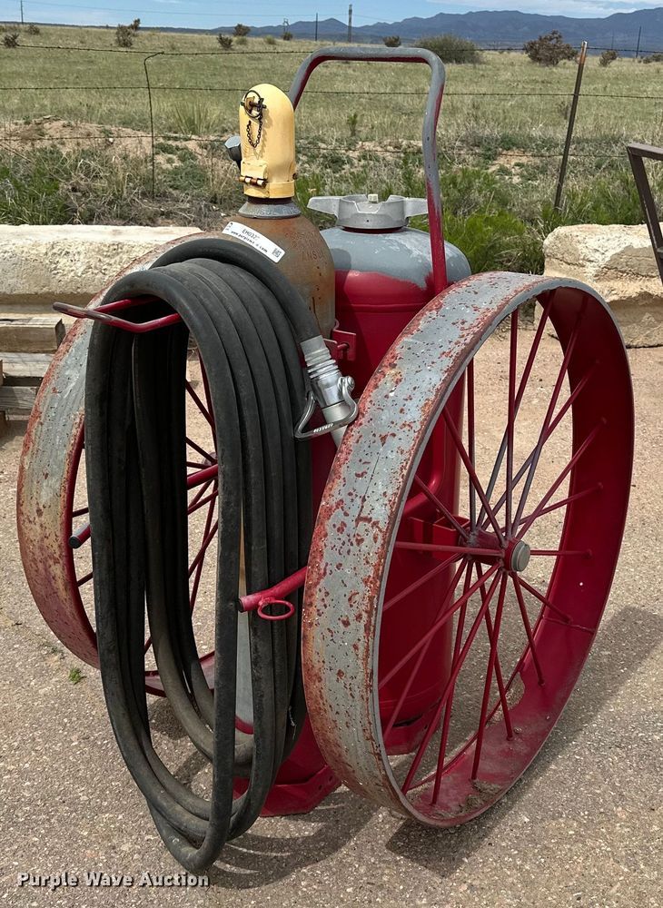 image for item EH0323 Ansul dry chemical fire extinguisher