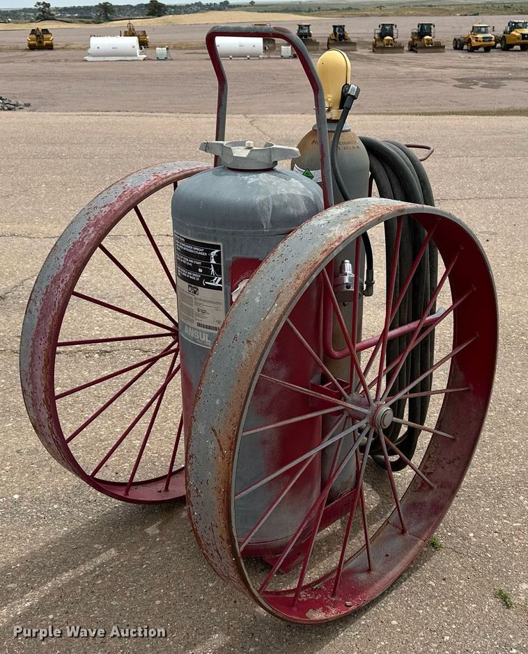 image for item EH0323 Ansul dry chemical fire extinguisher