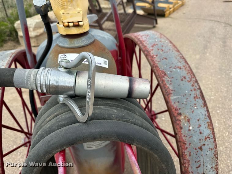 image for item EH0323 Ansul dry chemical fire extinguisher