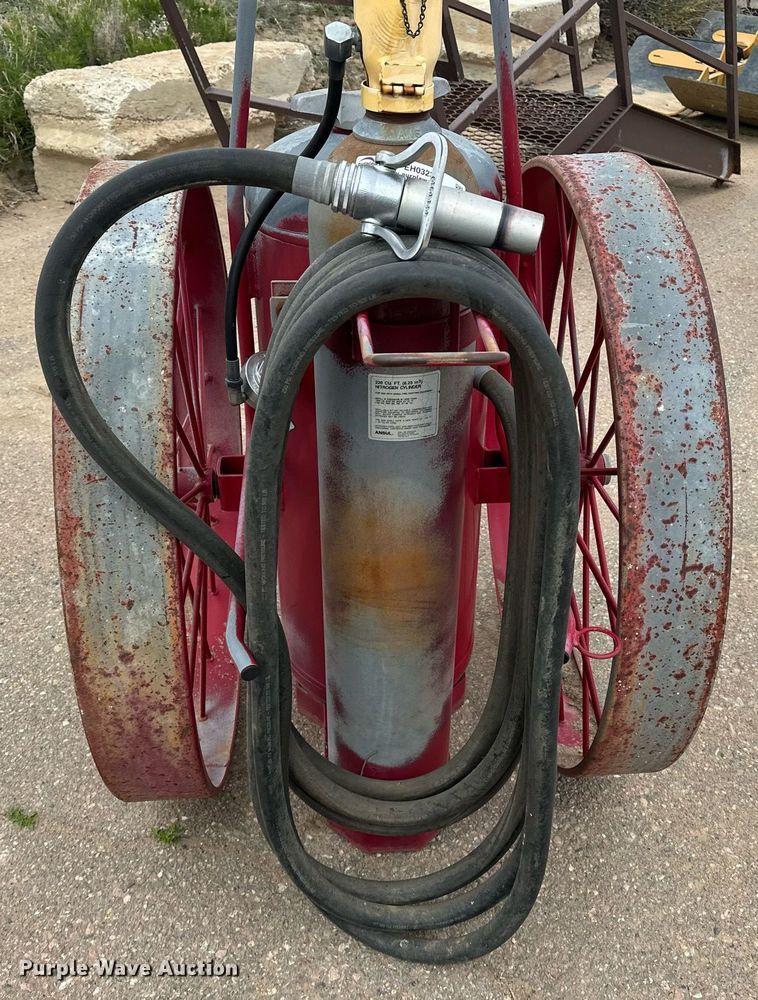 image for item EH0323 Ansul dry chemical fire extinguisher