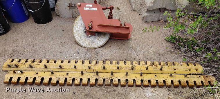 image for item EH0325 Motor grader parts