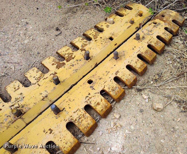 image for item EH0325 Motor grader parts