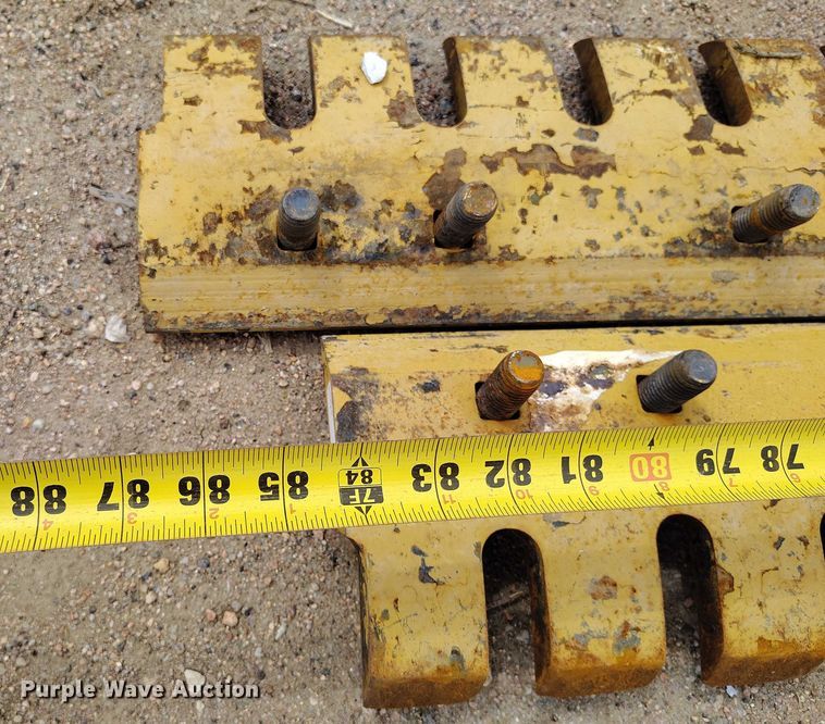 image for item EH0325 Motor grader parts